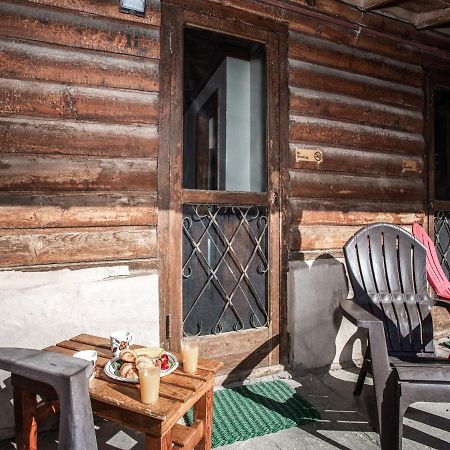 Apache Village Cabinette 11, Queen Bed, Midtown, Sleeps 2 Ruidoso Exteriör bild