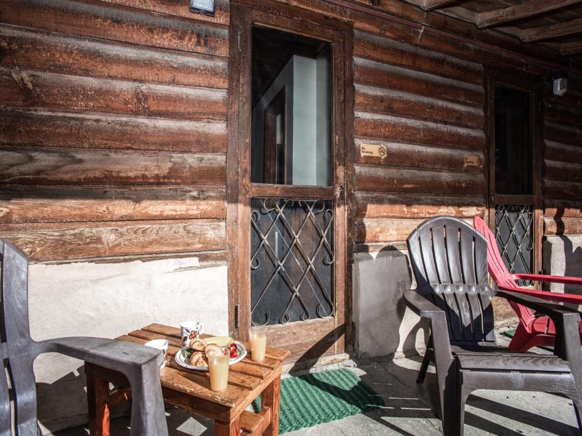 Apache Village Cabinette 11, Queen Bed, Midtown, Sleeps 2 Ruidoso Exteriör bild