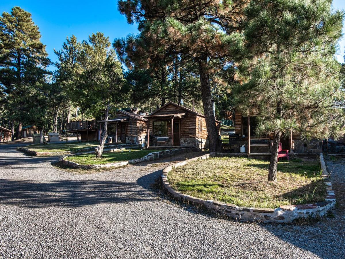 Apache Village Cabinette 11, Queen Bed, Midtown, Sleeps 2 Ruidoso Exteriör bild