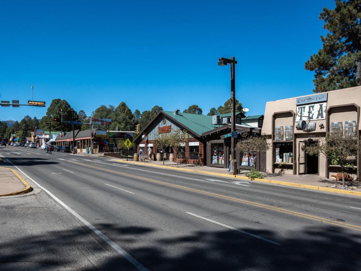 Apache Village Cabinette 11, Queen Bed, Midtown, Sleeps 2 Ruidoso Exteriör bild